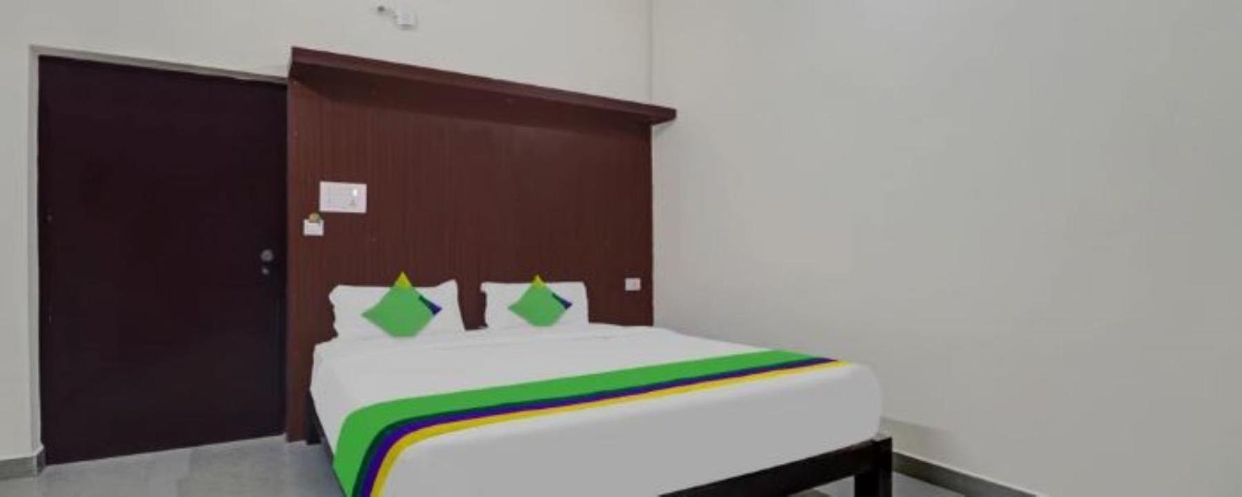 Grand Jp Inn Near 2 Km From Gundlupet Bus Stand Экстерьер фото