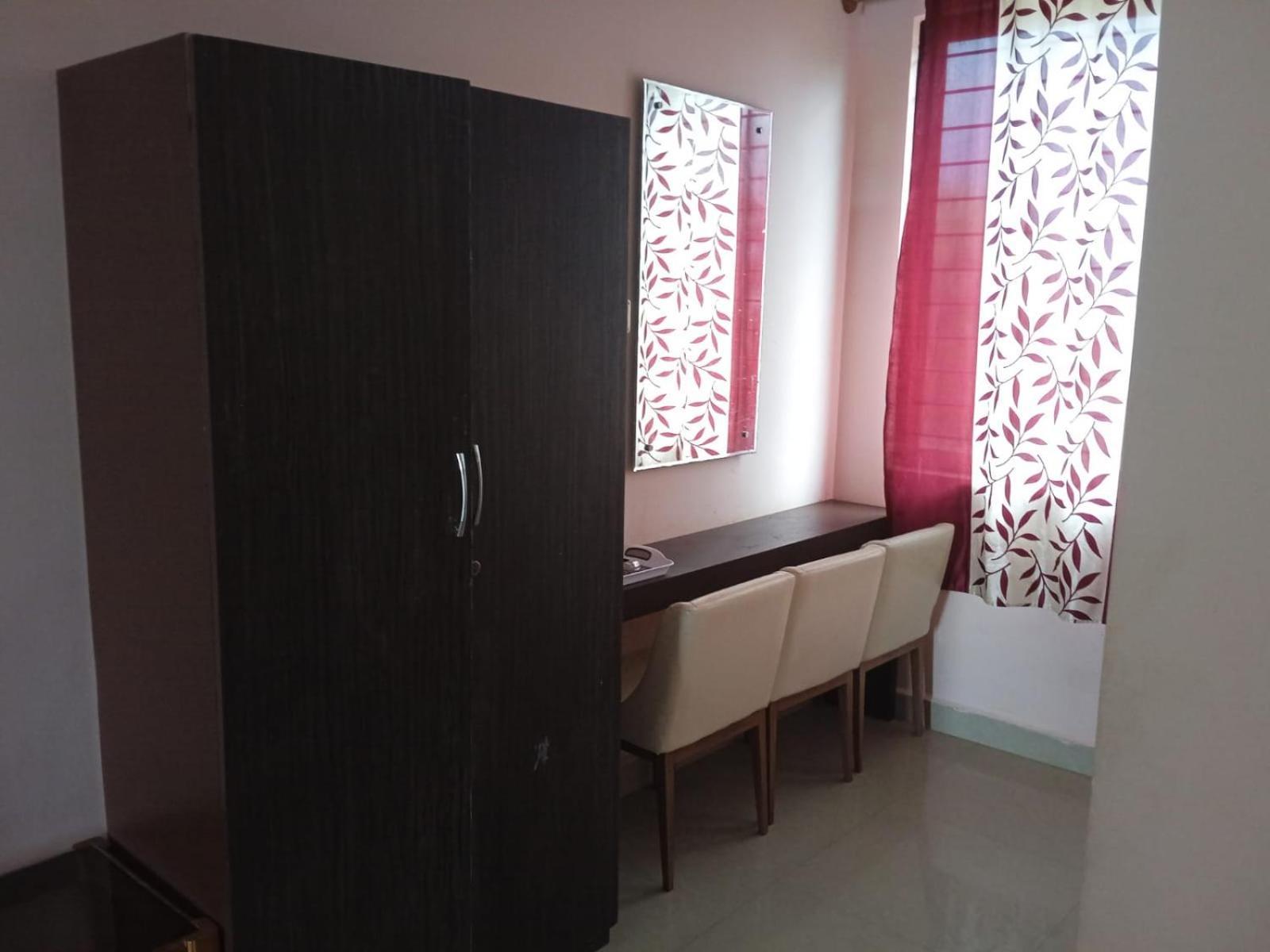 Grand Jp Inn Near 2 Km From Gundlupet Bus Stand Экстерьер фото